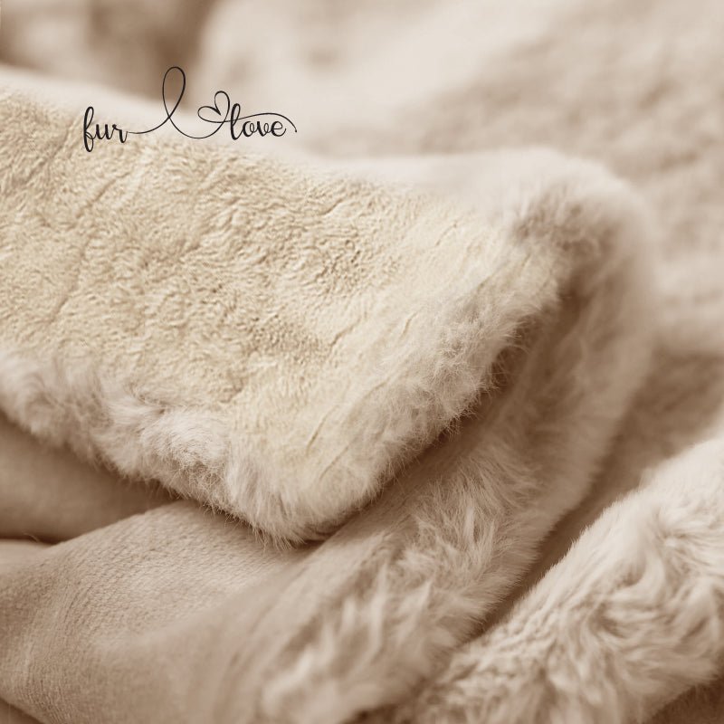Πολυτελής Κουβέρτα με γούνα Λαγουδάκι Rabbit - The GrBazaar of Brands